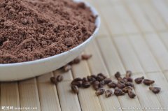 葡萄籽是葡萄的種子，經(jīng)曬干后分離葡萄皮、葡萄梗后所得產(chǎn)物。